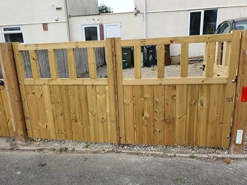 Double Wooden Cottage Driveway Gates - Tongue Groove Swing (120cm x 300cm)