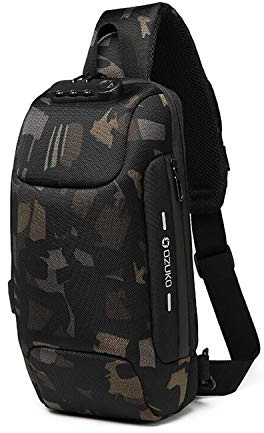 FANDARE Neu Herren Schultertasche Brusttasche mit Passwortschloss, USB, Reflektierende Streifen Umhängetasche Rucksack Sporttasche für Abenteuer,Reisen und Joggen Wasserdichtes Polyester Camo