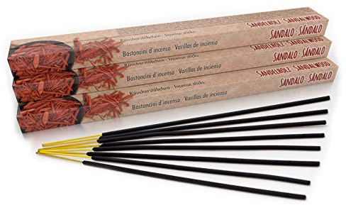 Premium Räucherstäbchen Sandelholz: natürlich traditionell aus Indien in fairer Herstellung. Großpackung mit 10 Boxen = 80 Stück je 45min. Ayurveda & Meditation