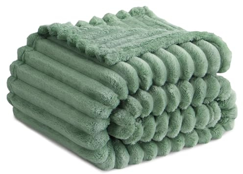 RUIKASI Kuscheldecke Flauschig Decke Grün - 130x150cm Fleecedecke Sofadecke Couchdecke für Wohnzimmer Deko Tagesdecke Blanket, Weiche Wolldecke Warme Korddecke als Wohn- & Kuscheldecken