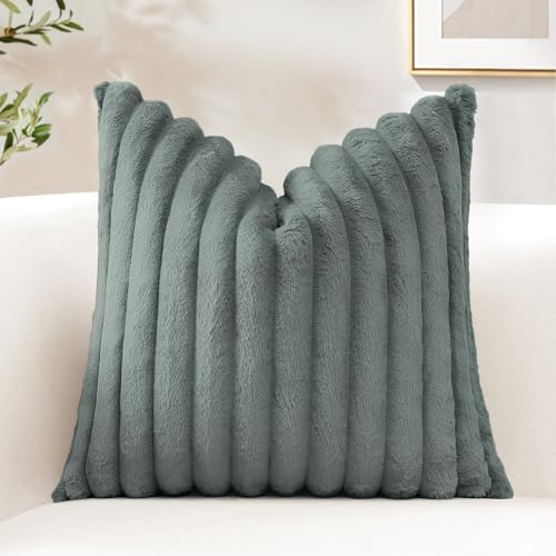 Sungeek 1 Stück Plüsch Samt Kissenbezug, Kunstpelz Weich Kissenbezüge Sofakissen Dekokissen Deko Zierkissenbezüge Flauschig Kissenhülle für Schlafzimmer Wohnzimmer (45x45cm, Grau)