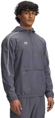 Under Armour Uomo Challenger Warmup Jacket, Giacca Sportiva Idrorepellente per Riscaldamento e Allenamento, Giacca Leggera Calcio Comoda e Traspirante con Mezza Zip,Castlerock/White,LG