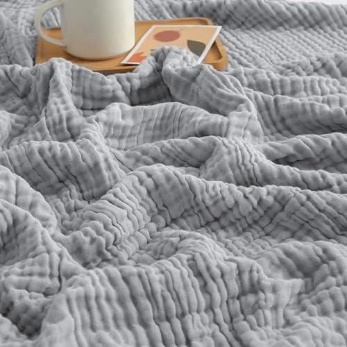 iyoimono Baumwolle Decke für Erwachsene Grau Musselin Decke 150 x 200 cm | Weiche und Atmungsaktive Tagesdecke Universale Sofadecke Leichte Bequeme Baumwoll Musselin Decke für Ganze Saison