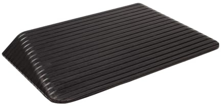 Bepco Rollstuhlrampe -Türkantenrampe - Schwellenrampe - Bordsteinkanten-Rampe aus Gummi - Auffahrrampe - Türschwellenrampe (10,3 x 90 x 61 cm)