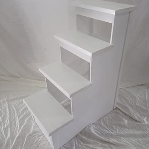 la iberica Scala in legno con 4 gradini di colore bianco. Altezza 80 cm. 80x65x40