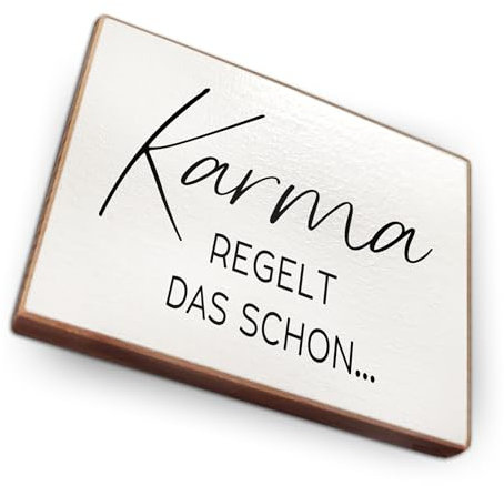 Kühlschrankmagnet mit Spruch - K - Handmade aus Buchenholz - Magnet für Kühlschrank Süß Witzig Lustig - Küchen Kühlschrank Deko 6.5cm x 5cm - Geschenk-Idee (Karma regelt das schon)