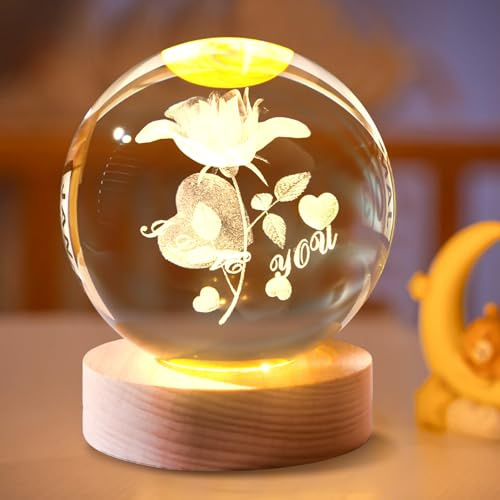 3D Kristallkugel Nachtlicht Schlummerleuchten,Nachttischlampe Glaskugel Blume im Glas Ornamente Nachtlichter mit LED Lampensockel USB,Valentinstag Geschenke für frauen Haus Büro Deko (Liebe Herz)