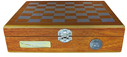 Gamekeepers Cottage gifts Britannia Chess Set & Pieces With Hip Flask and Stirrup Cups Gift 516