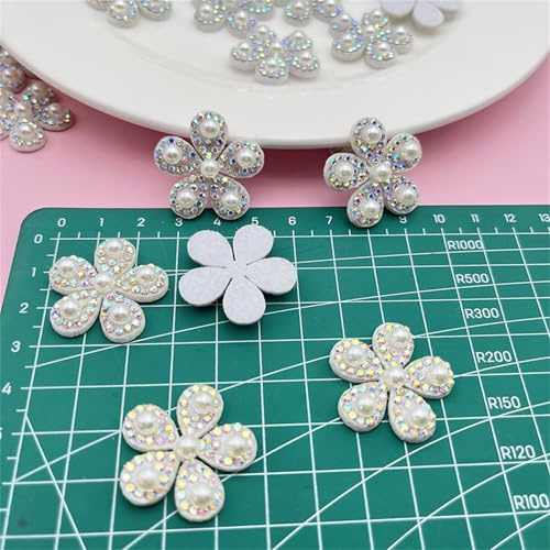 Viusneun 10 Stück Blumen Liebe Patches zum Aufbügeln, Glitzer AB Strass Perle Bügelbild Aufnäher Patches Weiße Perlen Applikationen für Kleidung Hüte Schuhe DIY-Bastelbedarf (Blumen)