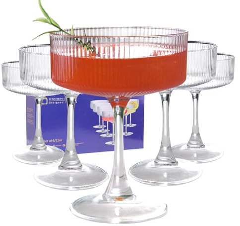 KMIGRUAN 11oz Large Vintage Coupe Glasses Set of 6,Ribbed Cocktail Glasses,Classic Espresso Martini Glasses,Margarita and Champagne Glasses for Bar,Wine,Dessert,Cocktail Glassware Gift Set