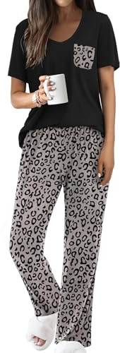 Famulily Women's Pyjama Sets Two Piece Summer Outfits V-Neck Loungewear Tops and Loose Fit Wide Leg Printed Trousers with Pockets S-XXL