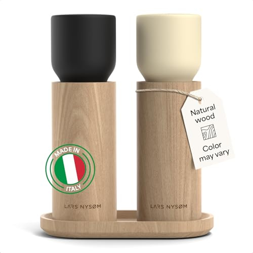 LARS NYSØM Moulin Sel et Poivre Manuel en Bois avec Plateau – Broyeurs Réglables en Céramique – Moulins Poivre Èlégant set en Hêtre pour Cuisine ou Table à manger