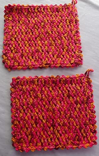 Woolly Hugs 1 Paar gehäkelte Topflappen