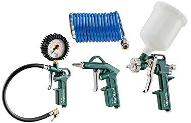 metabo Druckluft-Werkzeugset LPZ 4 Set – Blaspistole, Reifenfüllmessgerät, Farbspritzpistole mit 0,6 l Becher & 4,9 m Spiralschlauch – Robustes Komplettset für Werkstatt & Garage