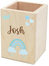 PartyMagix Personalisierter Stiftehalter aus Holz für Kinder – Individuell personalisiert mit Namen graviert 11cm x 8 cm x 8 cm Geschenkidee für Schule, Kinderzimmer, Geburtstag & Einschulung
