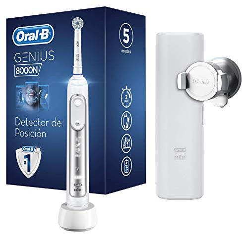 Oral-B Genius 8000N Elektrische Zahnbürste/Electric Toothbrush mit Positionserkennung & Smart-Coaching App, 5 Putzprogramme, Smartphone-Halterung & Reiseetui, silber