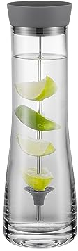 blomus Wasserkaraffe DRIWA | Glaskaraffe mit Deckel und Fruchtspieß | 1 l | Glas | Farbe Dark Gray