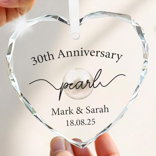 Beecreative Personalised Pearl Anniversary Wedding Gifts For Couples - Crystal Glass Heart Decoration - Custom 30th Wedding Anniversary - Gift - With Keepsake Gift Bag