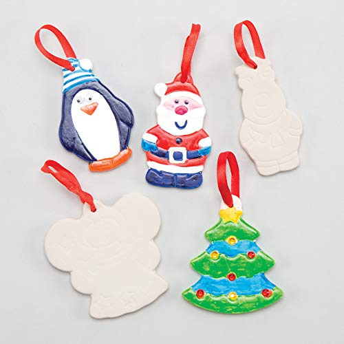 Baker Ross EX591 Keramik-Baumschmuck (6 Stück), perfekt für Kinder zum Bemalen und Dekorieren, ideal für Kinderkunst und Bastelprojekte, Sortiert
