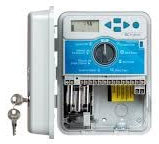 Suinga - Programador de riego Hunter XC Hydrid 12 Zonas Exterior, Alimentado por Pila de 9V sin Enchufe o con Transformador Exterior de Entrada 230/240 V