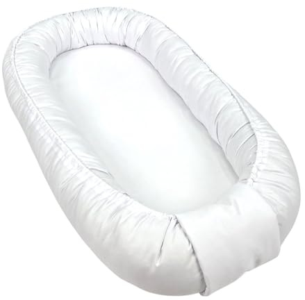 WIKLINOPOL Babynest für Neugeborene – Baby Nestchen 85x45 cm in Weiß – Tragbares Babynest mit Matratze – Waschbares Baby Nestchen aus 100 % Baumwolle – Sicher für Zuhause & Reisen