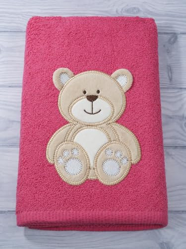 Personalisiertes Kinderhandtuch aus Baumwolle mit Name Wunschtext Motiv 3D Applikation oder Stickerei weich saugfähig waschbar bis 60 °C Geschenk für Mädchen und Jungen (Wrm Pink, 70x140 cm)