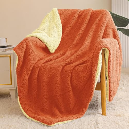 Exclusivo Mezcla Reversible Sherpa Fleece Throw Blanket for Couch, Thick and Warm Blankets for Winter, Soft Plush Fluffy, 127x152 CM, Orange/Yellow