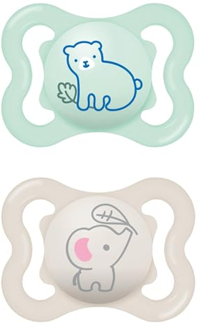 MAM Air Silikon Schnuller im 2er-Set, extra leichtes und luftiges Schilddesign, zahnfreundlicher Baby Schnuller aus speziellem MAM SkinSoft Silikon mit Schnullerbox, 0-6 Monate, Bär/Elefant