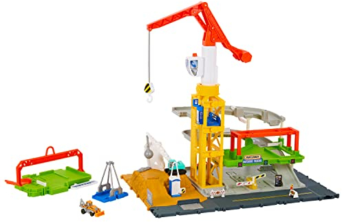 MATCHBOX Action Drivers - Baustellen-Spielset mit Licht- und Soundeffekten, Mega-Kran, Bagger, bewegliche Schranken, Aufzug, Mobile Toilettenkabine, für Kinder ab 3 Jahren, HPD63