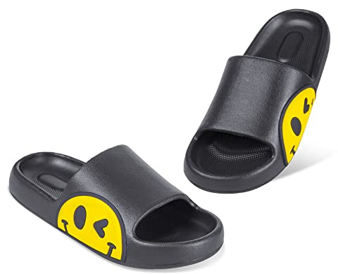 Unoesone Kids Sliders Summer Beach Slippers,EVA Open Toe Boys Girls Sliders,Bathroom Pool Shower Anti-Slip Shoes for Kids and Adult Indoor Outdoor(Black,1/2 UK)