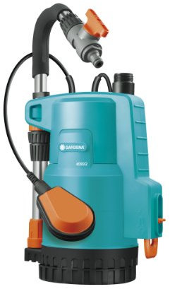 Gardena Regenfasspumpe Classic 4000/2: Tauchpumpe mit Trockenlaufsicherung, bis zu 4000 l/h Fördermenge, stromsparend, kurze Ansaugzeiten, integrierter Filter, 2-stufiges Pumplaufwerk (1740-20)
