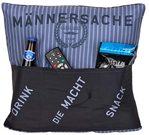 KAMACA Männerkissen Dekokissen mit weicher Füllung 43 x 43 cm Kuschelkissen mit 3 Taschen Geschenkidee für Männer Gamer Väter und Couchhelden für Vatertag Geburtstag Weihnachten (Männersache)
