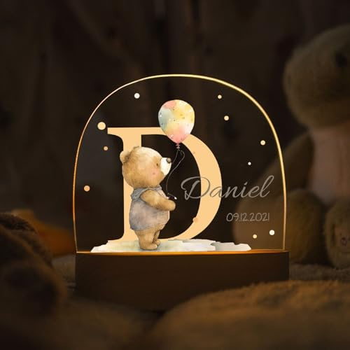 GRAVURZEILE Personalisiertes LED Nachtlicht für Kinder - Initial Tiere Bär - Personalisiert mit Namen & Datum - Tischlampe für Baby - Geschenk zur Geburt, Taufe & Geburtstag für Jungen & Mädchen