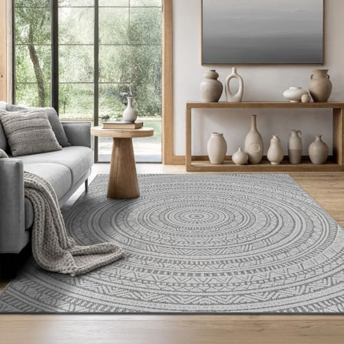 the carpet Mistra – Outdoor Teppich, Wetterfest, UV-beständig & pflegeleicht, für Balkon, Terrasse & Garten, auch für Wohnzimmer & Schlafzimmer geeignet, Mandala, Anthrazit, 80 x 150 cm