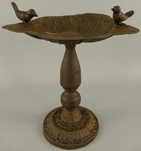 Casa Padrino Jugendstil Vogeltränk mit 2 dekorativen Vögelchen Antik Braun 27 x 27 x H. 28 cm - Kleines Metall Vogelbad - Gartendeko