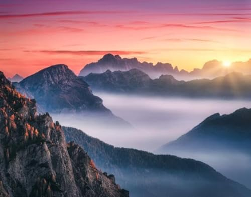 Acryl-Bild 60 x 50 cm: Berge im Nebel bei wunderschönem Sonnenuntergang im Herbst in den Dolomiten, Italien. Landschaft mit alpinem Gebirgstal, (120670952)