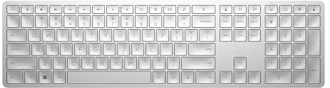 HP 970 Tastiera Wireless, Connessione con Dongle USB-A a 2,4 GHZ e Bluetooth 5.0, 20 Tasti Programmabili, Retroilluminata, Digitazione Silenziosa, Ricarica USB-C fino a 6 Mesi, Bianca