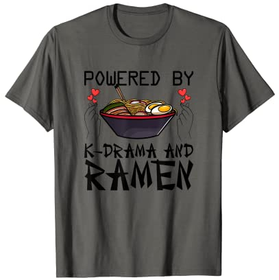 Präsentiert von K-Drama und Ramen Koreanisches Drama-Geschenk KDrama T-Shirt