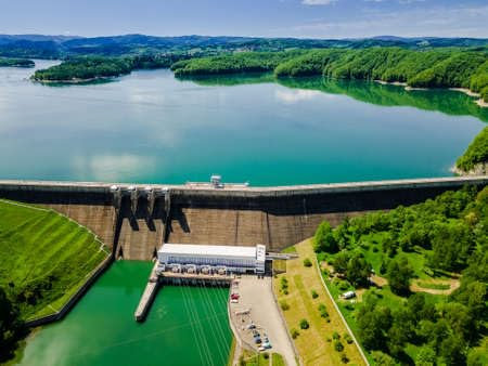 adrium Acryl-Bild 40 x 30 cm: Wasserkraft Wasserkraftwerk am Solina-See, Polen. Erneuerbare grüne Energie. (170754944)