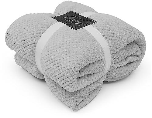GC GAVENO CAVAILIA Popcorn Waffle Style Fleece Blanket Throws For Sofa Bed Couch & Settee, Thermal Warm & Thick Fluffy Throw Blanket, 130x150 Cm, Silver