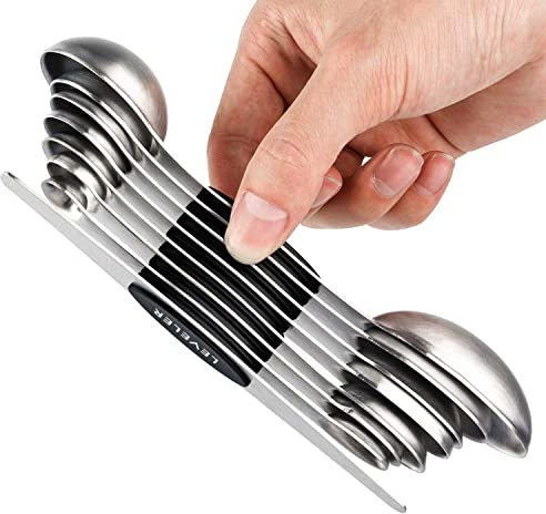Magnetisches Messlöffel-Set aus Edelstahl, doppelseitiges Messlöffel-Set, ineinandergreifende Teelöffel, Esslöffel zum Abmessen von trockenen und flüssigen Zutaten, 8-teilig