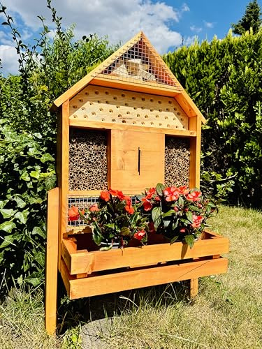 DARLUX massives handgefertigtes XL Insektenhotel aus Holz für Wildbienen I Insektenhaus mit Blumenkasten I Braun lasiert I mit Standfuß 97 x 51 x 18 cm (HxBxT)