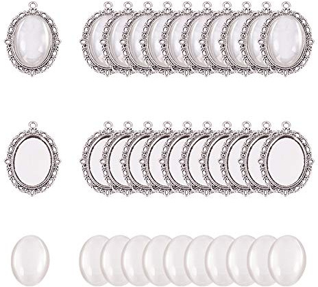 Pandahall Elite 30 Sets Lünette Anhänger Rohlinge Einstellungen - 30pcs Oval Anhänger Trays Lünette Rohlinge mit 30pcs Glascabochons Clear Dome für die Herstellung von Fotoschmuck, Antik Silber