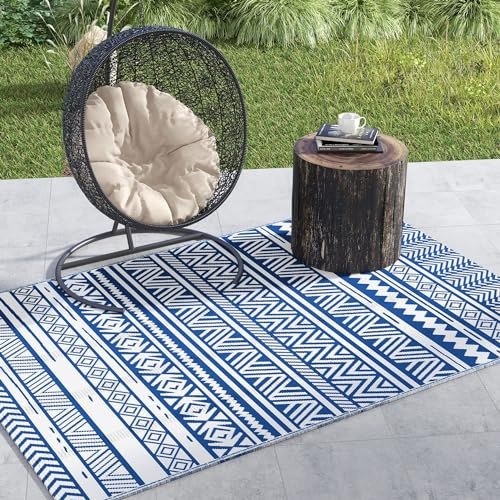 Outsunny Alfombra de Exterior 182x274 cm Alfombra Reversible Azul y Blanco | Patrón Geométrico de Rombos, Impermeable, para Terraza Balcón Patio Camping Playa