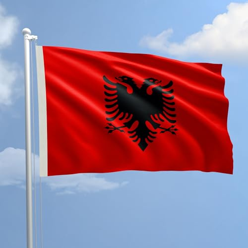 Bandiera Albania 100 x 150 cm in Poliestere Nautico Ignifugo 115 g/mq per Uso Interno ed Esterno con Finiture Professionali, Doppie Cuciture, Corda e Guaina, Colori Brillanti e Duraturi