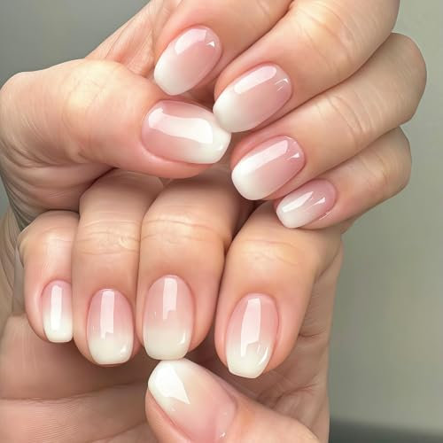 24 Stück Gradient Press on Nails Kurz - Nude Pink Natürliche Verlaufende Künstliche Fingernägel Kurz - Full Cover Quadratisch Fake Nägel - Künstliche Nägel Zum Aufkleben Für Frauen ＆ Mädchen