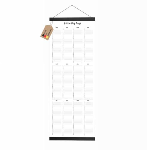 PuK Wandkalender „Little Big Days“ | Undatierter Geburtstagskalender in 29,7×79,0 cm | Mehrjährig nutzbar | Monatsübersicht in Englisch | optional magnetischen Holzleisten (mit Posterleiste)