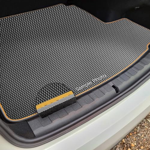 To fit Dacia Duster II 4X4 (2018+) (4x4 models only) Tailored Diamond Rubber Boot Mat + Yellow & Grey Dual Trim