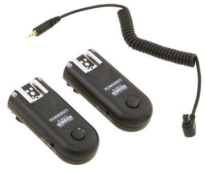 Yongnuo RF 603 II/C3 (Version II) 2.4GHz Wireless Flash Trigger for Canon 10D/20D/30D/40D/50D/1D/1D Mark II/1D Mark III/1D Mark IV/1Ds/1DS Mark II/1Ds Mark III/5D/5D Mark II/5D Mark III/6D/7D/1DX