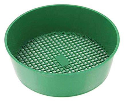 Calayu Plastic Garden Sieve, Earth Sieve Handheld Stone Sand Sieve Mesh Gardening Tool